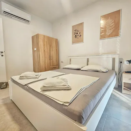 Aquavista Apartment